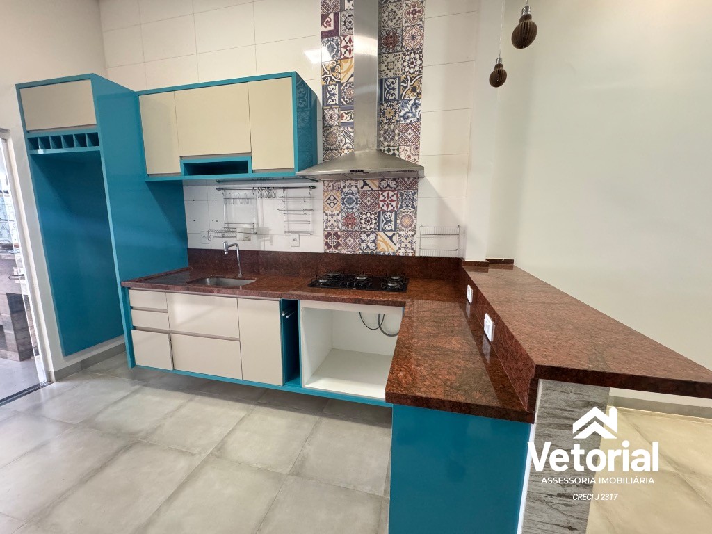 Foto Casa para locação de alto padrão no bairro Morada da Lua em Barreiras-BA: 3 quartos, 1 suíte, 1 sala, 2 banheiros, 2 vagas de garagem, 134,00 m² de área.