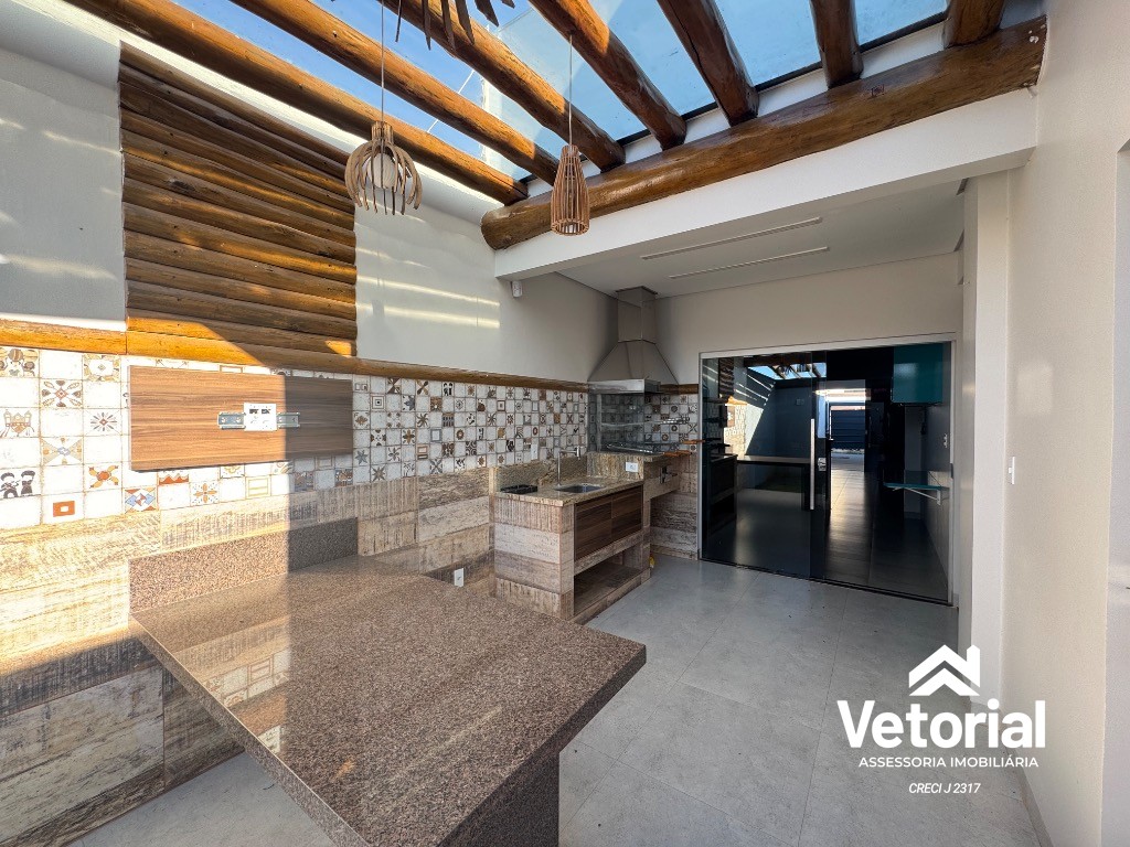 Foto Casa para locação de alto padrão no bairro Morada da Lua em Barreiras-BA: 3 quartos, 1 suíte, 1 sala, 2 banheiros, 2 vagas de garagem, 134,00 m² de área.
