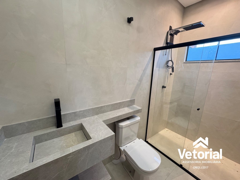 Foto Imperdível oportunidade de adquirir casa com 3 quartos, suite e 2 vagas de garagem em Barreiras-BA, no bairro Novo Horizonte!