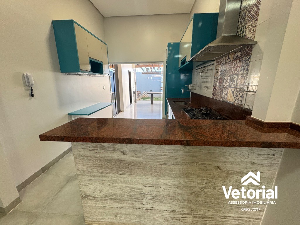 Foto Casa para locação de alto padrão no bairro Morada da Lua em Barreiras-BA: 3 quartos, 1 suíte, 1 sala, 2 banheiros, 2 vagas de garagem, 134,00 m² de área.