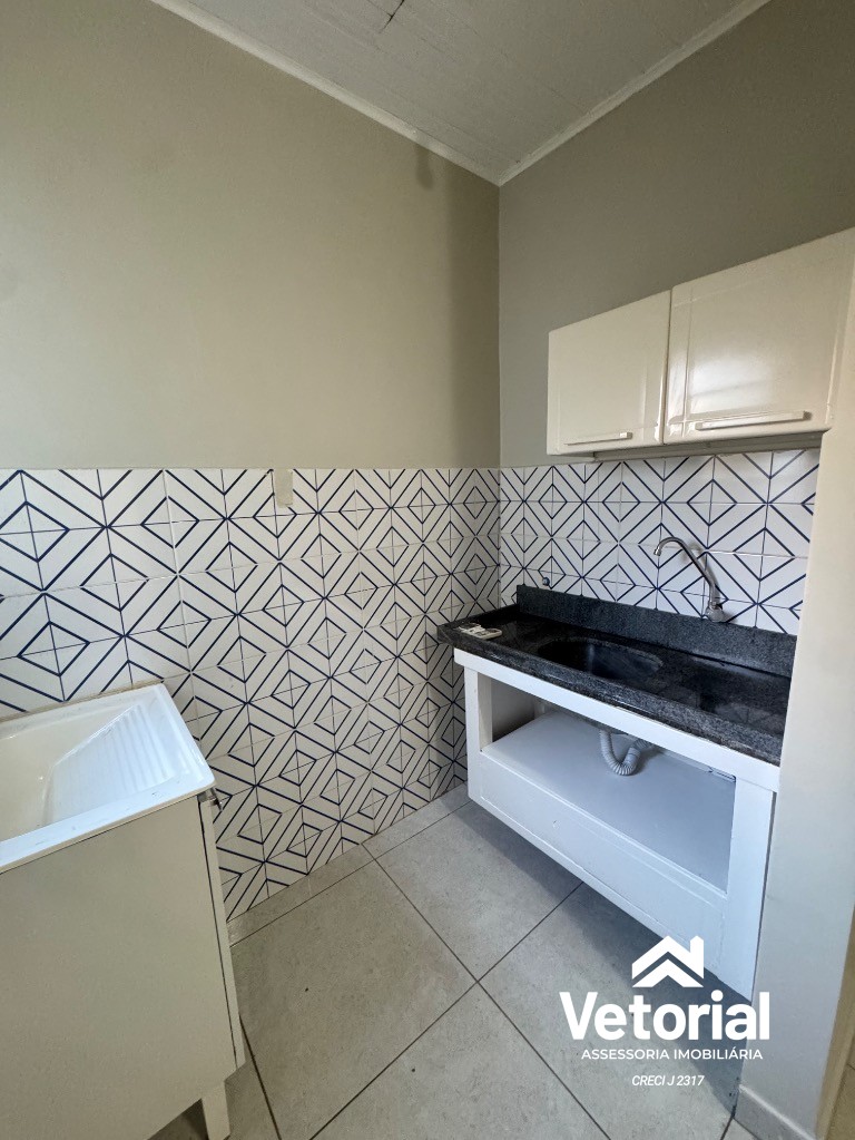 Foto Aluguel de Apartamento no Centro de Barreiras-BA: 2 Quartos, Sala, Banheiro e 45m² de Área!