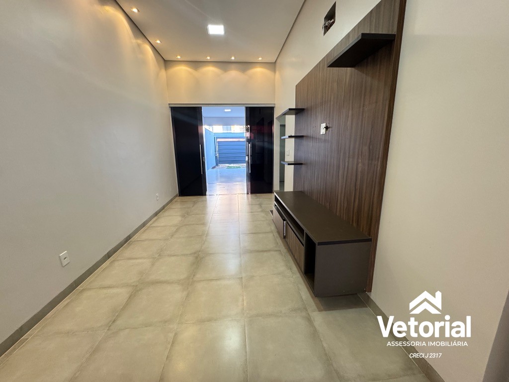 Foto Casa para locação de alto padrão no bairro Morada da Lua em Barreiras-BA: 3 quartos, 1 suíte, 1 sala, 2 banheiros, 2 vagas de garagem, 134,00 m² de área.