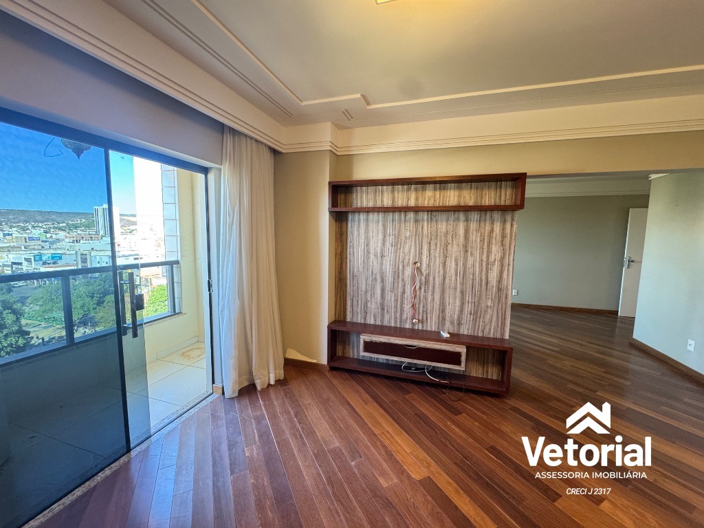 Foto Imperdível oportunidade de adquirir um amplo apartamento de 3 quartos, 3 suítes no Centro de Barreiras-BA 2 banheiros, 1 vaga e 197,86 m² de área.
