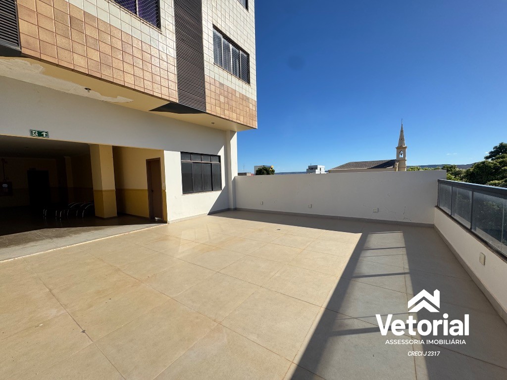 Foto Imperdível oportunidade de adquirir um amplo apartamento de 3 quartos, 3 suítes no Centro de Barreiras-BA 2 banheiros, 1 vaga e 197,86 m² de área.