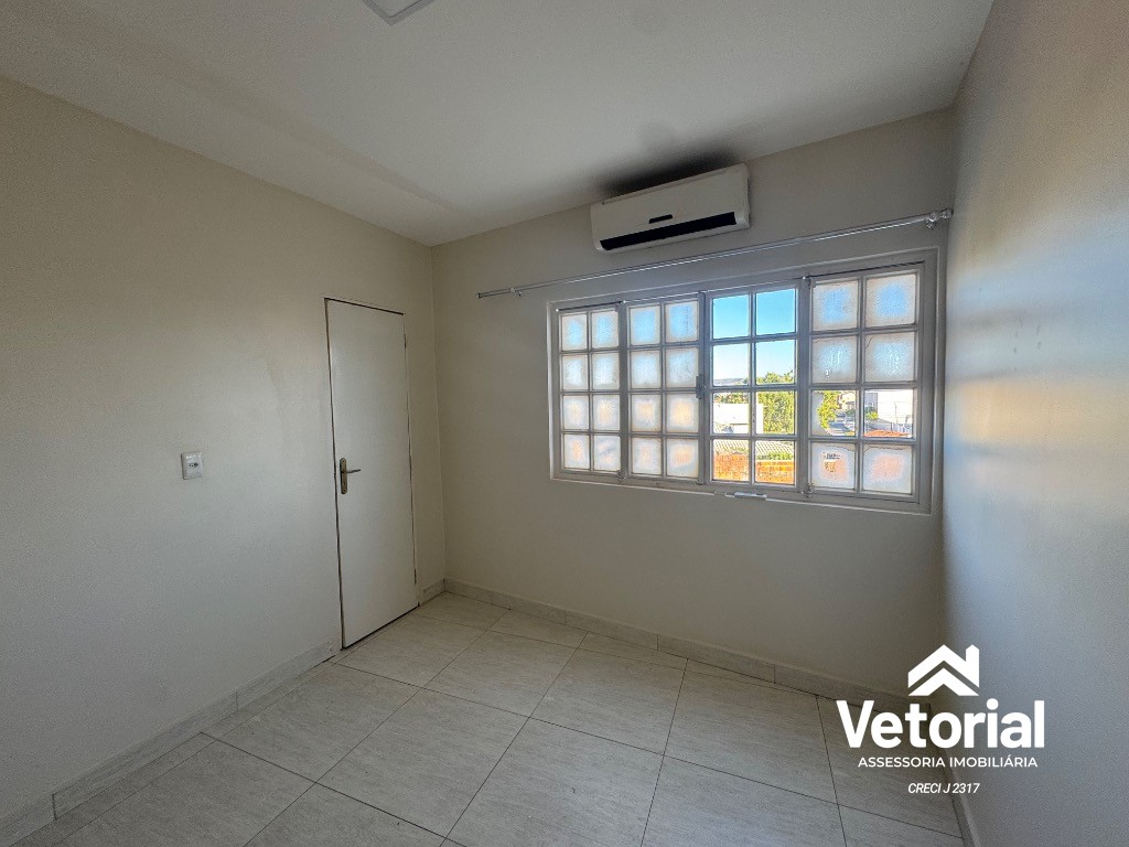Foto Aluguel de Apartamento no Centro de Barreiras-BA: 3 quartos, 3 suítes, 1 sala, 75m² de área. Venha conferir!