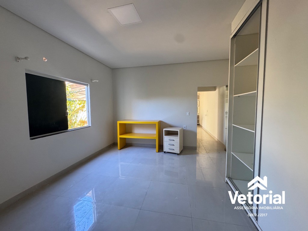 Foto Imperdível! Casa para locação em Barreiras-BA, bairro Aratu, 1 quarto, 1 sala, 2 banheiros, 3 vagas de garagem, 84,00m².