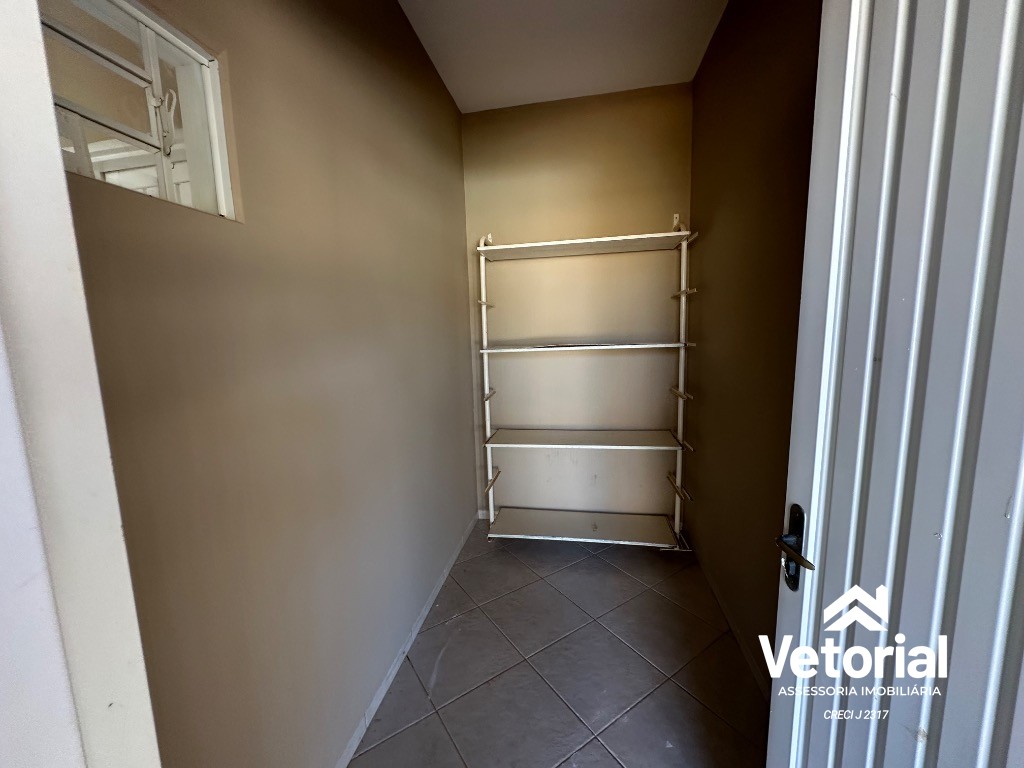 Foto Casa de Luxo para Locação em Barreiras-BA, Bairro Aratu: 3 Quartos, sendo 3 Suítes, closet, 3 Salas, 6 Banheiros, 2 Vagas, 479,99 m².