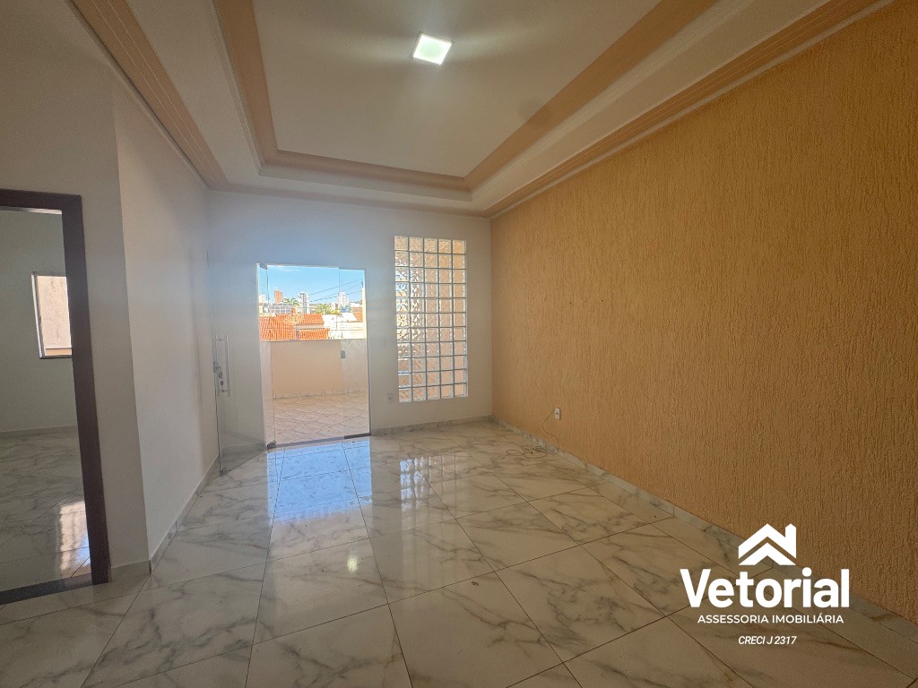 Foto Casa para locação no Recanto dos Pássaros em Barreiras-BA: 4 quartos, 1 suíte, 2 salas, 1 banheiro, 1 vaga de garagem, 85m²!