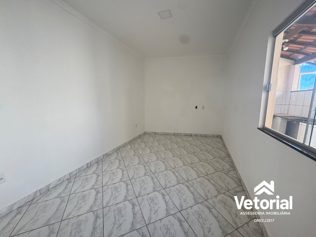 Foto Casa para locação no Recanto dos Pássaros em Barreiras-BA: 4 quartos, 1 suíte, 2 salas, 1 banheiro, 1 vaga de garagem, 85m²!