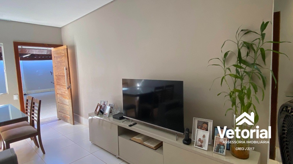 Foto Imperdível Casa à Venda em Barreiras-BA, Morada da Lua: 3 Quartos, 1 Suíte, 1 Sala, 2 Vagas de Garagem e área de lazer!