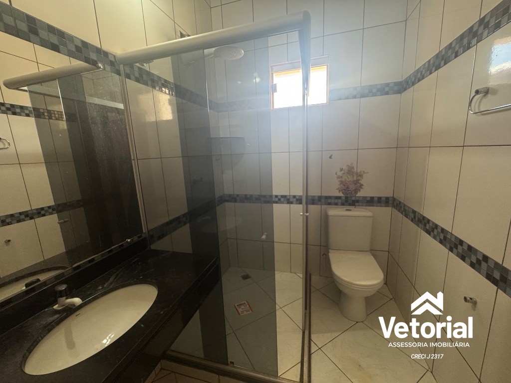 Foto Casa para locação no Recanto dos Pássaros em Barreiras-BA: 4 quartos, 1 suíte, 2 salas, 1 banheiro, 1 vaga de garagem, 85m²!