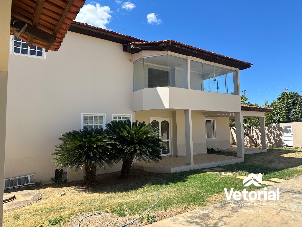 Foto Casa de Luxo para Locação em Barreiras-BA, Bairro Aratu: 3 Quartos, sendo 3 Suítes, closet, 3 Salas, 6 Banheiros, 2 Vagas, 479,99 m².