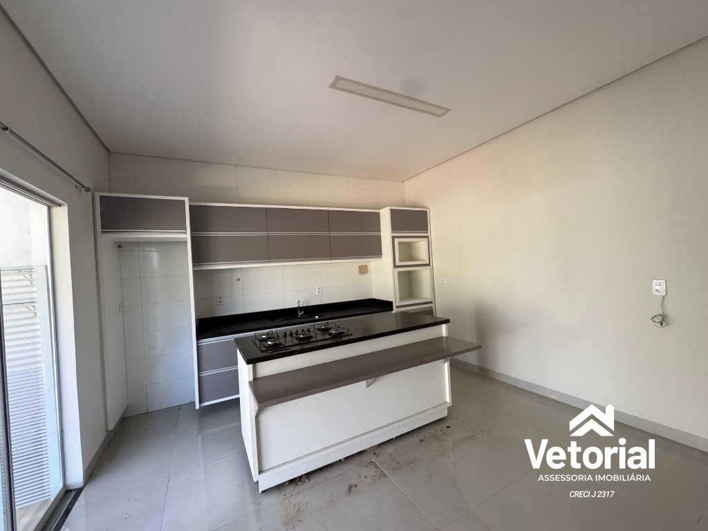 Foto Imperdível! Casa para locação em Barreiras-BA, bairro Aratu, 1 quarto, 1 sala, 2 banheiros, 3 vagas de garagem, 84,00m².