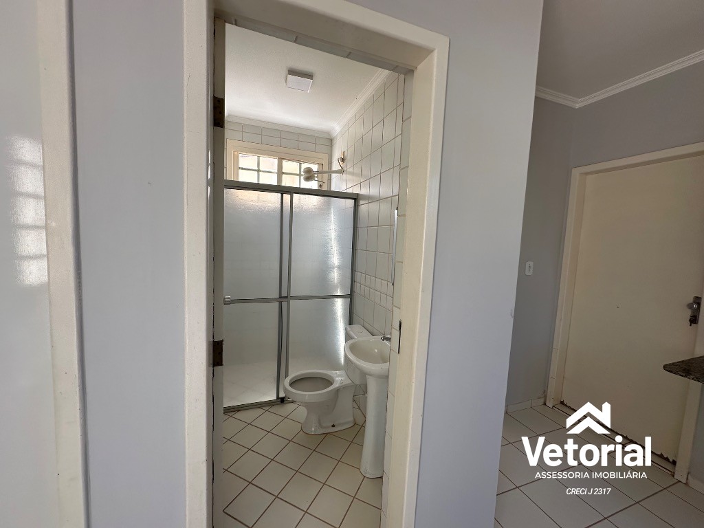 Foto Casa de Luxo para Locação em Barreiras-BA, Bairro Aratu: 3 Quartos, sendo 3 Suítes, closet, 3 Salas, 6 Banheiros, 2 Vagas, 479,99 m².