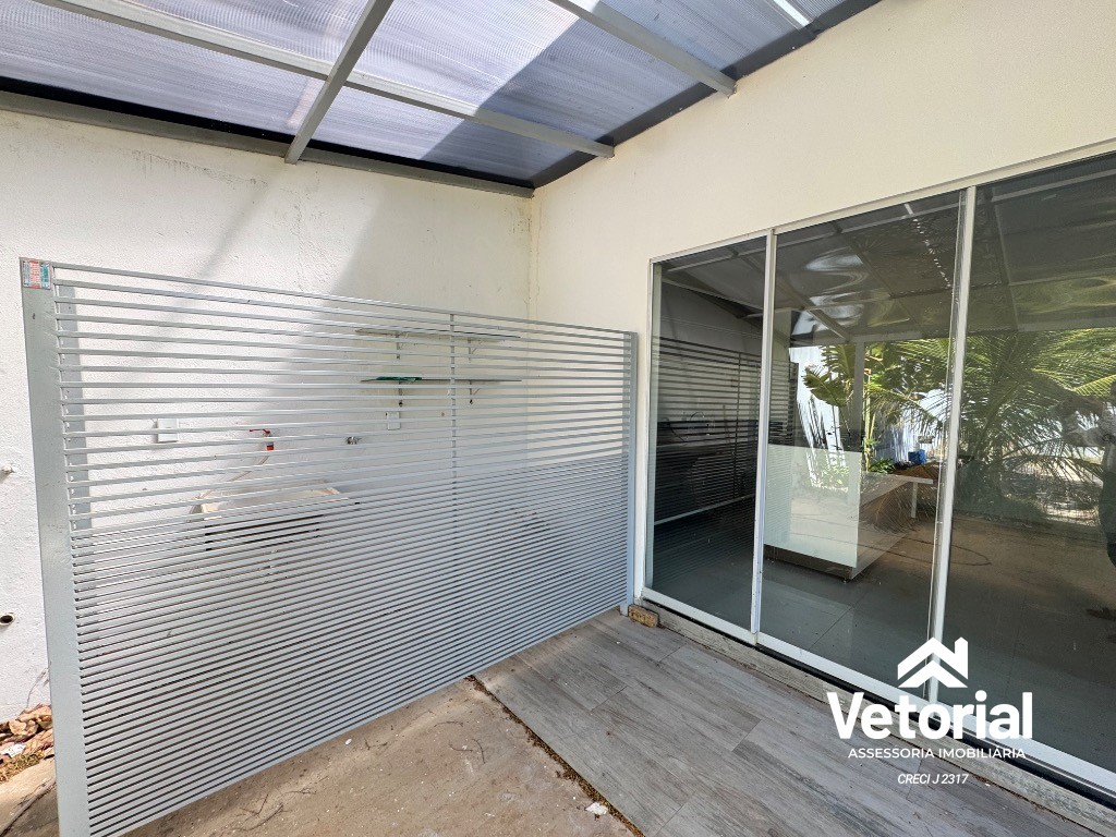 Foto Imperdível! Casa para locação em Barreiras-BA, bairro Aratu, 1 quarto, 1 sala, 2 banheiros, 3 vagas de garagem, 84,00m².