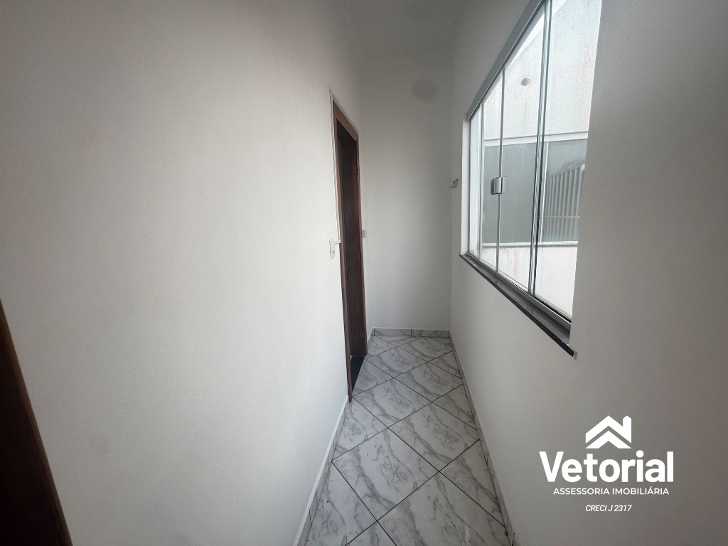 Foto Casa para locação no Recanto dos Pássaros em Barreiras-BA: 4 quartos, 1 suíte, 2 salas, 1 banheiro, 1 vaga de garagem, 85m²!