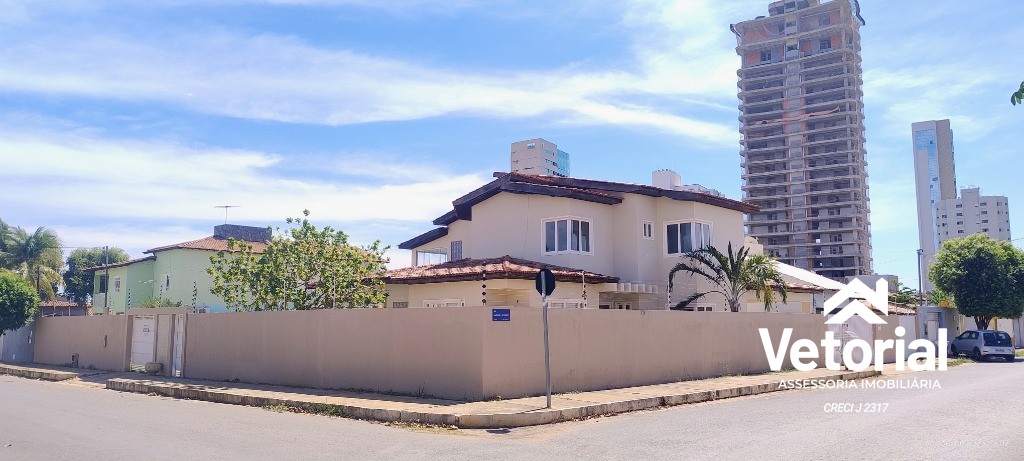 Foto Casa para Locação Comercial em Barreiras-BA, Bairro Aratu: 3 Quartos, sendo 3 Suítes, closet, 3 Salas, 6 Banheiros, 2 Vagas, 479,99 m².
