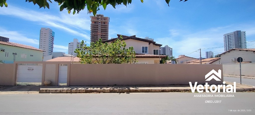 Foto Casa para Locação Comercial em Barreiras-BA, Bairro Aratu: 3 Quartos, sendo 3 Suítes, closet, 3 Salas, 6 Banheiros, 2 Vagas, 479,99 m².