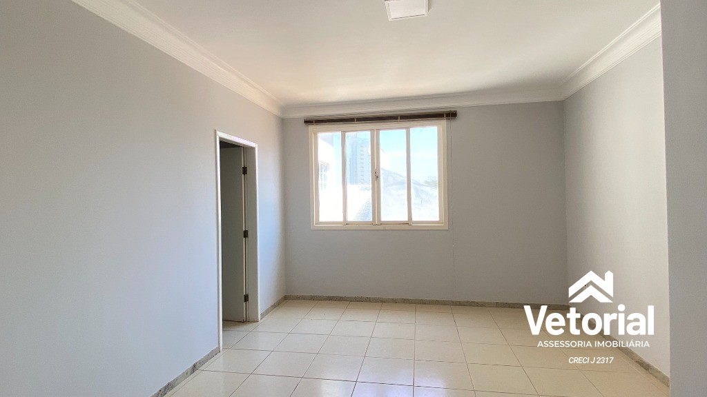 Foto Casa para Locação Comercial   4 Quartos, sendo 3 Suítes, closet, 3 Salas, 6 Banheiros, 2 Vagas, 479,99 m² - Renato Gonçalves - Barreriras/BA