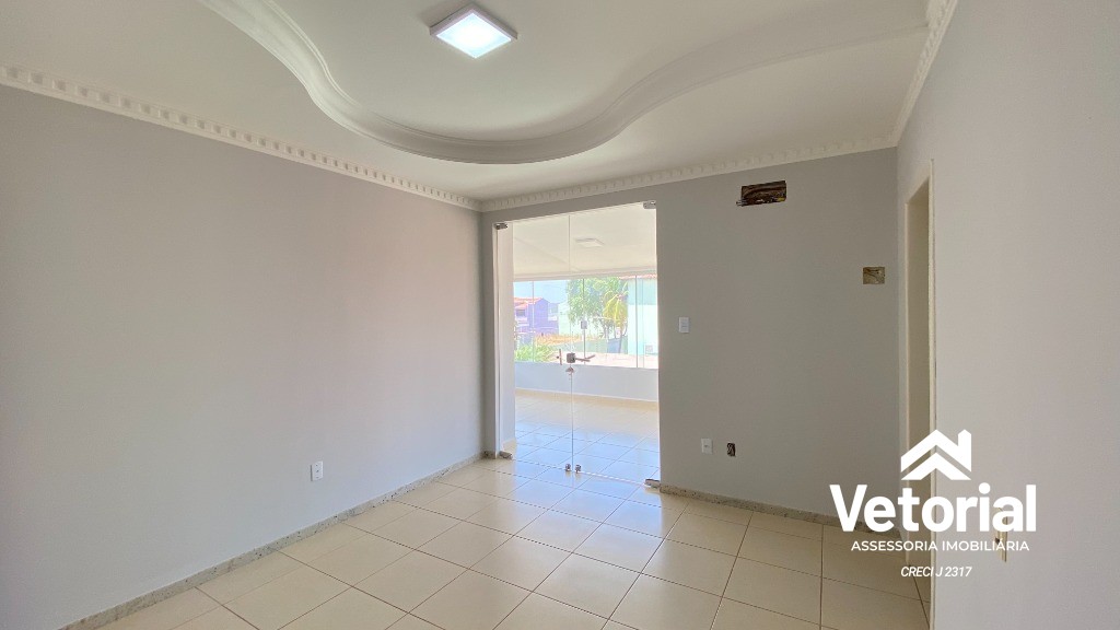 Foto Casa para Locação Comercial   4 Quartos, sendo 3 Suítes, closet, 3 Salas, 6 Banheiros, 2 Vagas, 479,99 m² - Renato Gonçalves - Barreriras/BA