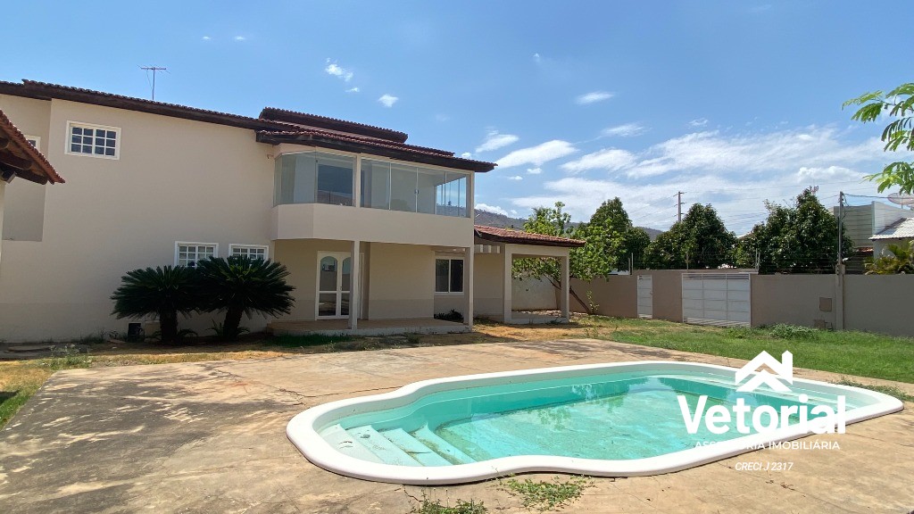 Foto Casa para Locação Comercial   4 Quartos, sendo 3 Suítes, closet, 3 Salas, 6 Banheiros, 2 Vagas, 479,99 m² - Renato Gonçalves - Barreriras/BA