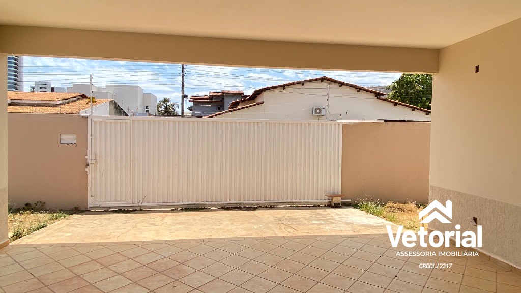 Foto Casa para Locação Comercial   4 Quartos, sendo 3 Suítes, closet, 3 Salas, 6 Banheiros, 2 Vagas, 479,99 m² - Renato Gonçalves - Barreriras/BA