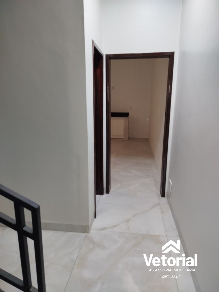 Foto Casa para locação no Sandra Regina: 3 quartos, 1 suíte, 150 m² de área, garagem ampla, quintal, churrasqueira - Barreiras/Ba