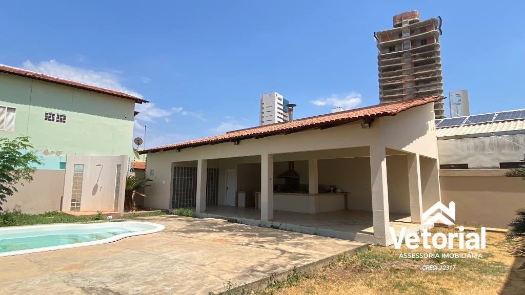 Foto Casa para Locação Comercial   4 Quartos, sendo 3 Suítes, closet, 3 Salas, 6 Banheiros, 2 Vagas, 479,99 m² - Renato Gonçalves - Barreriras/BA
