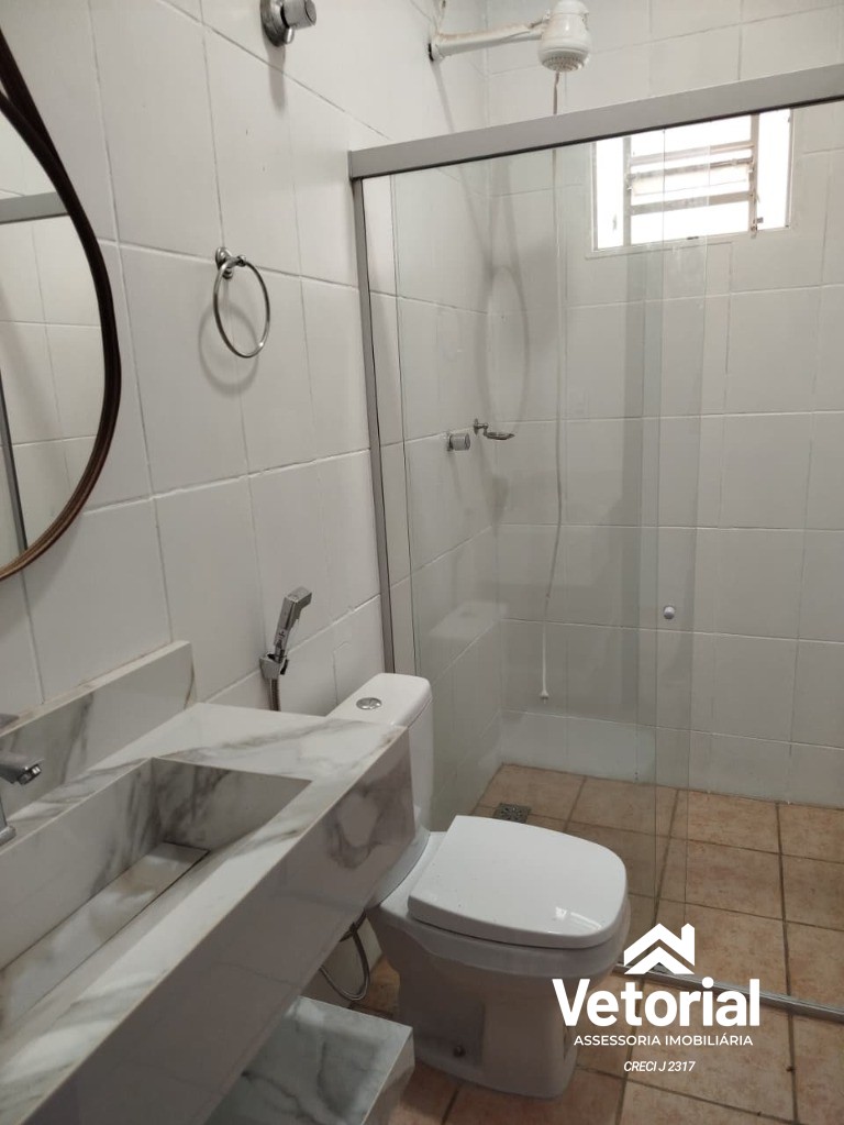 Foto Casa para locação no Sandra Regina: 3 quartos, 1 suíte, 150 m² de área, garagem ampla, quintal, churrasqueira - Barreiras/Ba