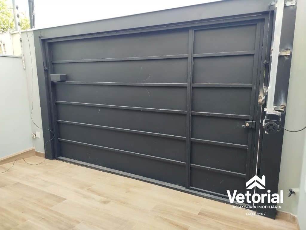 Foto Casa para locação no Sandra Regina: 3 quartos, 1 suíte, 150 m² de área, garagem ampla, quintal, churrasqueira - Barreiras/Ba