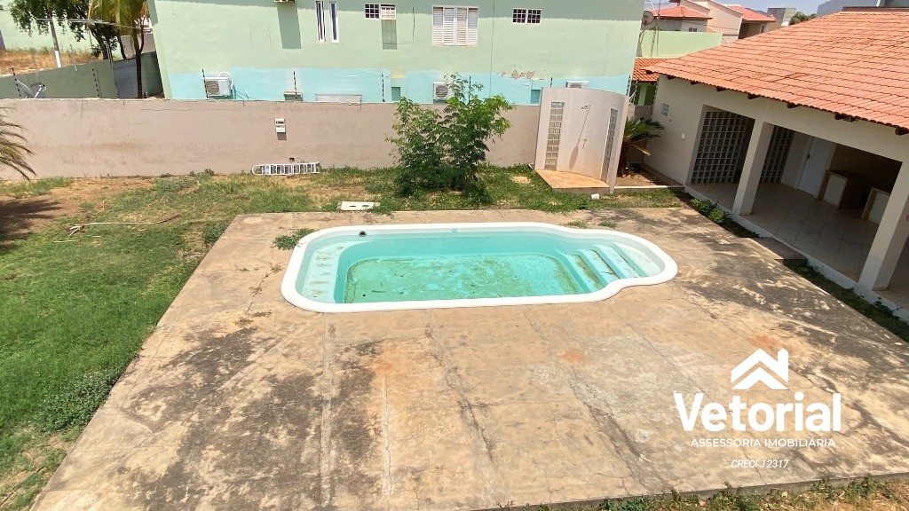 Foto Casa para Locação Comercial   4 Quartos, sendo 3 Suítes, closet, 3 Salas, 6 Banheiros, 2 Vagas, 479,99 m² - Renato Gonçalves - Barreriras/BA