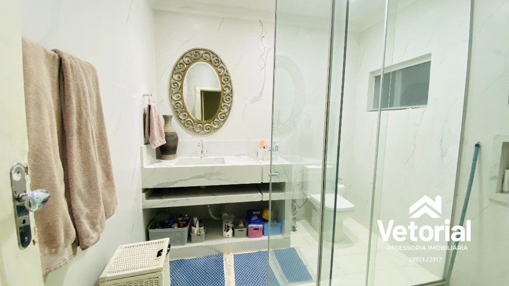 Foto Casa Luxo à venda - 04 suítes, sendo 01 com closet, piscina com cascata, grande área de lazer, localização incrível - Barreiras/Bahia