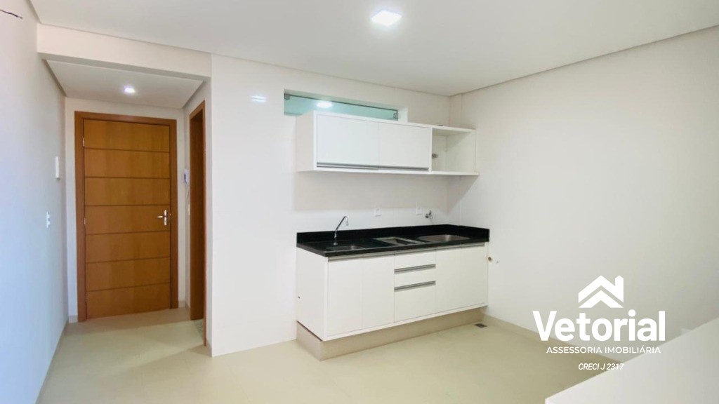 Foto Apartamento de 1/4, cozinha com armário, elevador, água incluso e muito mais! Fale conosco e saiba mais!!!