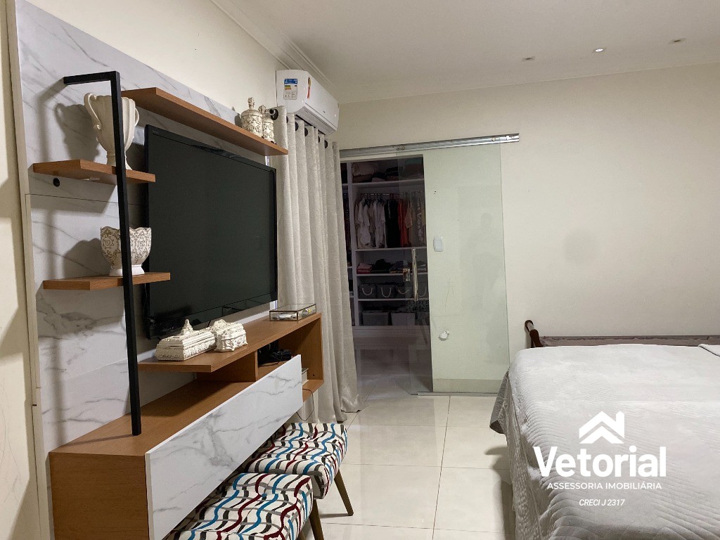 Foto Casa Luxo à venda - 04 suítes, sendo 01 com closet, piscina com cascata, grande área de lazer, localização incrível - Barreiras/Bahia