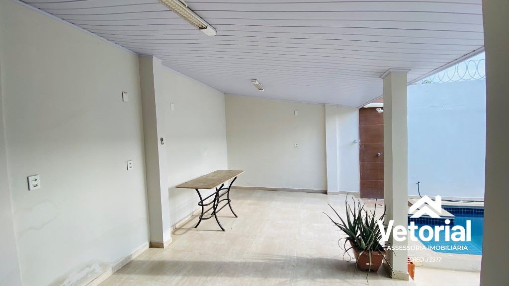 Foto Casa para aluguel - 2 quartos, com 01 suíte, piscina e energia solar - Barreiras/BA