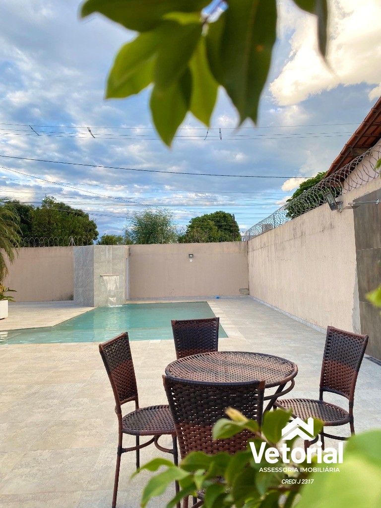 Foto Casa Luxo à venda - 04 suítes, sendo 01 com closet, piscina com cascata, grande área de lazer, localização incrível - Barreiras/Bahia