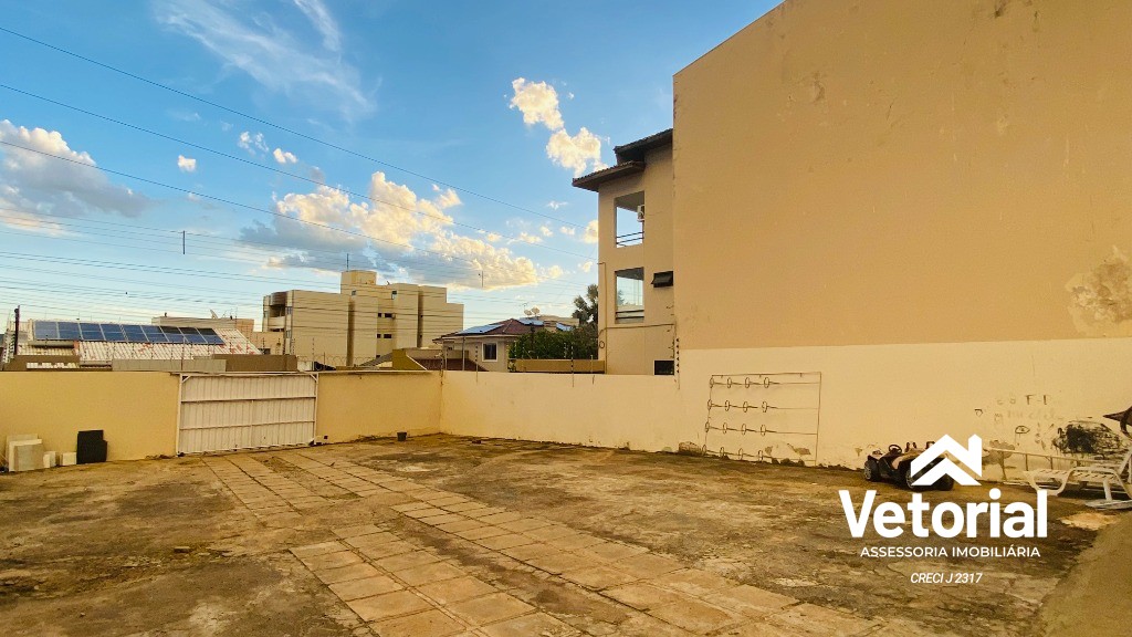 Foto Casa Luxo à venda - 04 suítes, sendo 01 com closet, piscina com cascata, grande área de lazer, localização incrível - Barreiras/Bahia