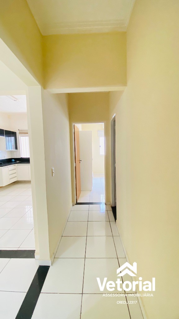 Foto Casa para aluguel - 2 quartos, com 01 suíte, piscina e energia solar - Barreiras/BA