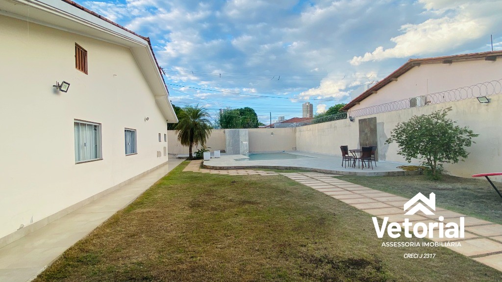 Foto Casa Luxo à venda - 04 suítes, sendo 01 com closet, piscina com cascata, grande área de lazer, localização incrível - Barreiras/Bahia