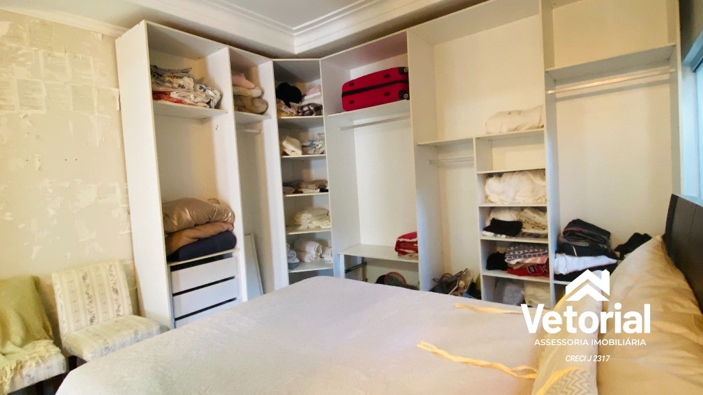 Foto Casa Luxo à venda - 04 suítes, sendo 01 com closet, piscina com cascata, grande área de lazer, localização incrível - Barreiras/Bahia