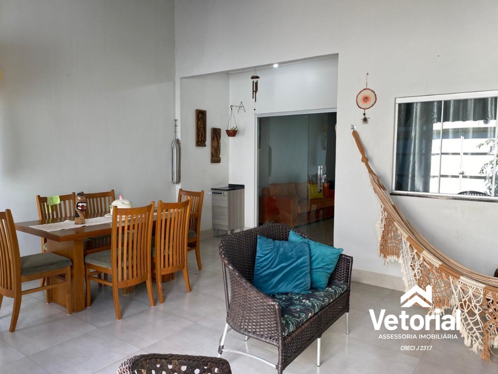 Foto Que casa, senhores! 3 quartos, sendo 01 com suíte, duas salas, toda no porcelanato, escriturada e super aconchegante! Recanto dos Pássaros - Barreiras