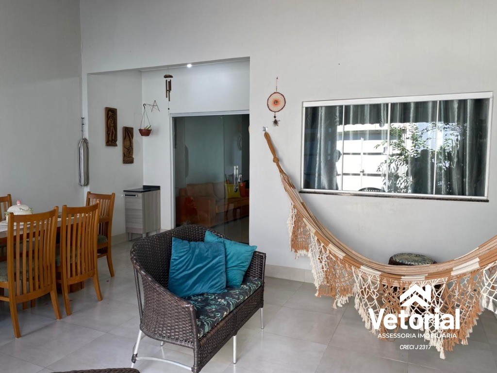 Foto Que casa, senhores! 3 quartos, sendo 01 com suíte, duas salas, toda no porcelanato, escriturada e super aconchegante! Recanto dos Pássaros - Barreiras