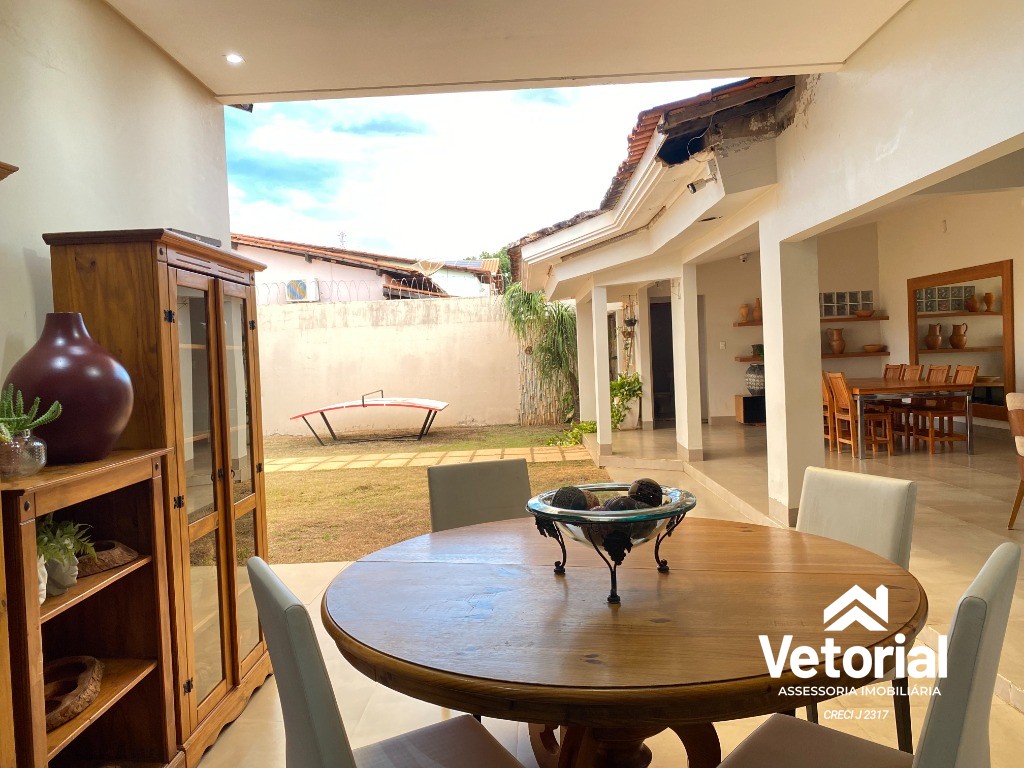 Foto Casa Luxo à venda - 04 suítes, sendo 01 com closet, piscina com cascata, grande área de lazer, localização incrível - Barreiras/Bahia