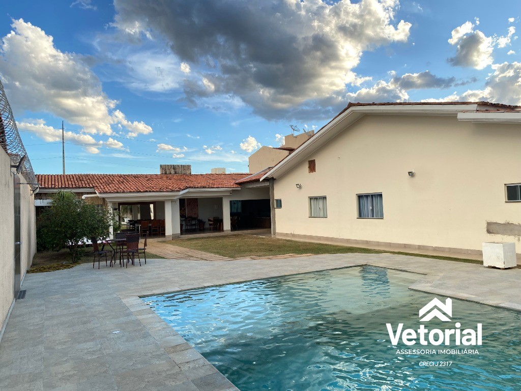 Foto Casa Luxo à venda - 04 suítes, sendo 01 com closet, piscina com cascata, grande área de lazer, localização incrível - Barreiras/Bahia