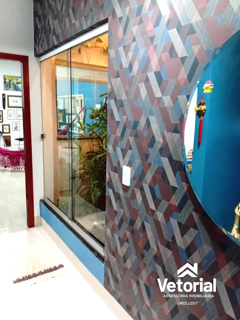 Foto Que casa, senhores! 3 quartos, sendo 01 com suíte, duas salas, toda no porcelanato, escriturada e super aconchegante! Recanto dos Pássaros - Barreiras