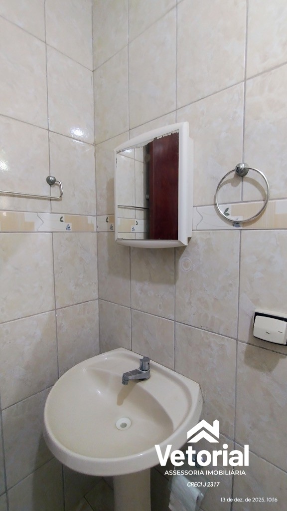Foto Apartamento para aluguel: 2 quartos, sendo 01 com suíte, garagem e com localização privilegiada - Sandra Regina - Barreiras/BA
