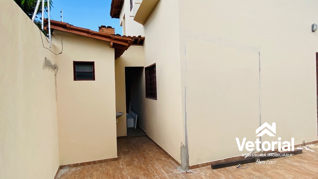 Foto Casa para aluguel com 4 quartos, sendo 02 com suíte, churrasqueira, garagem coberta - Morada da Lua - Barreiras/Bahia