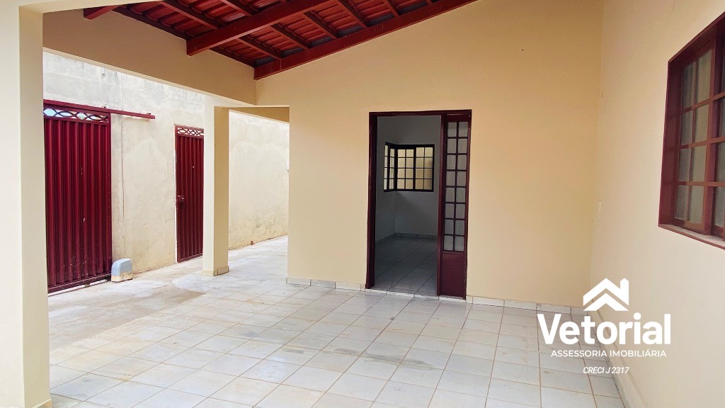 Foto Casa para aluguel com 4 quartos, sendo 02 com suíte, churrasqueira, garagem coberta - Morada da Lua - Barreiras/Bahia