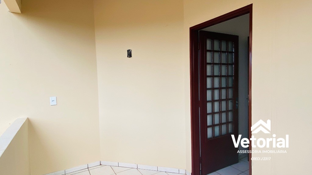 Foto Casa para aluguel com 4 quartos, sendo 02 com suíte, churrasqueira, garagem coberta - Morada da Lua - Barreiras/Bahia