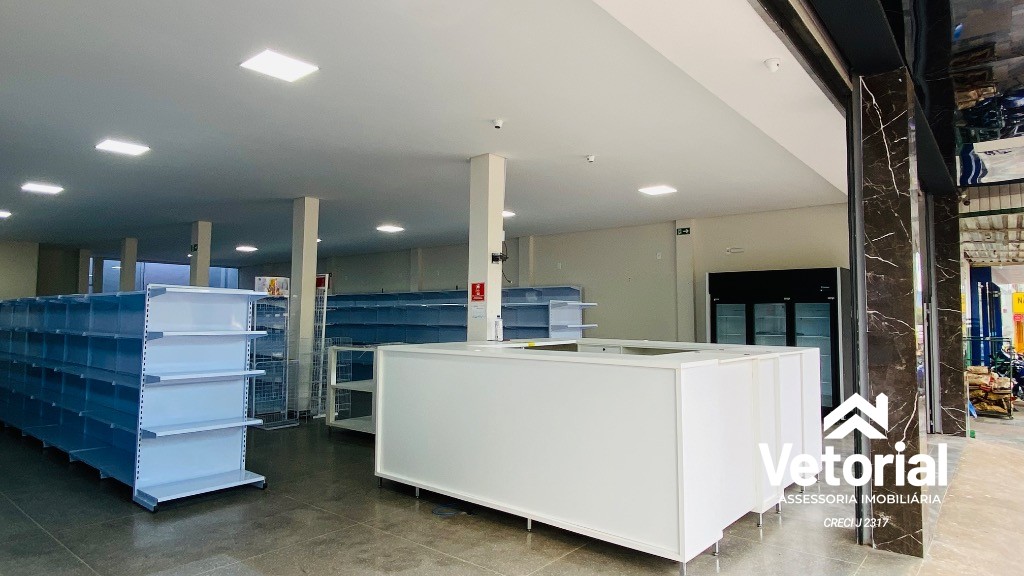 Foto Ponto comercial com 190 m2, portas automáticas, sistema de câmeras, alarme, localizado na avenida principal do bairro Vila Nova